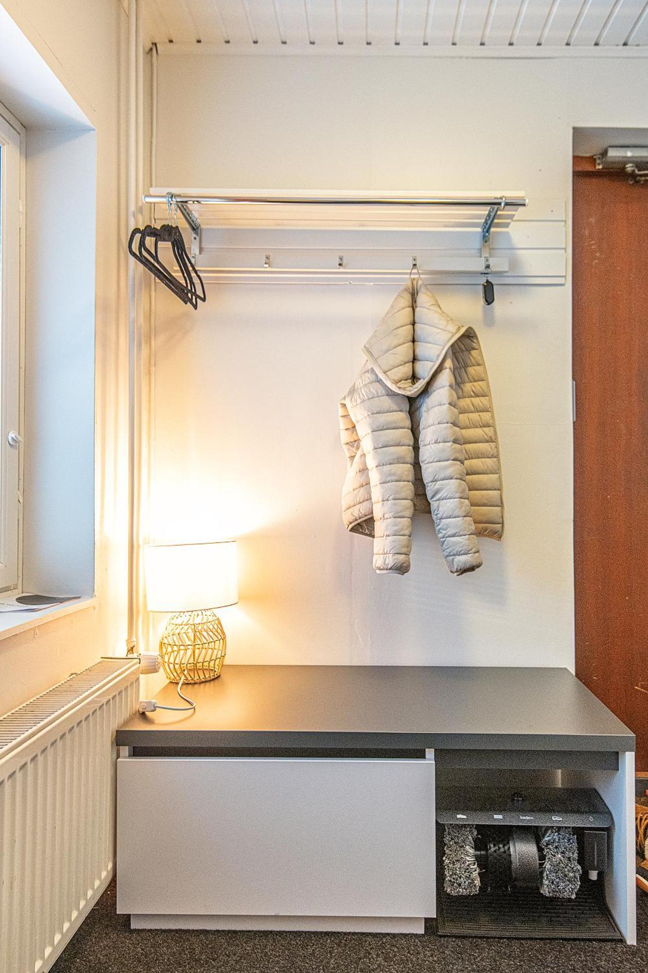 Relax & Recharge - A Unique Suite With A Touch Of Luxury - Hot Tub And Sauna Inspired Decor #Not A Real Sauna# Easy City Access - Direct Train 15 Min To City Helsinki Zewnętrze zdjęcie