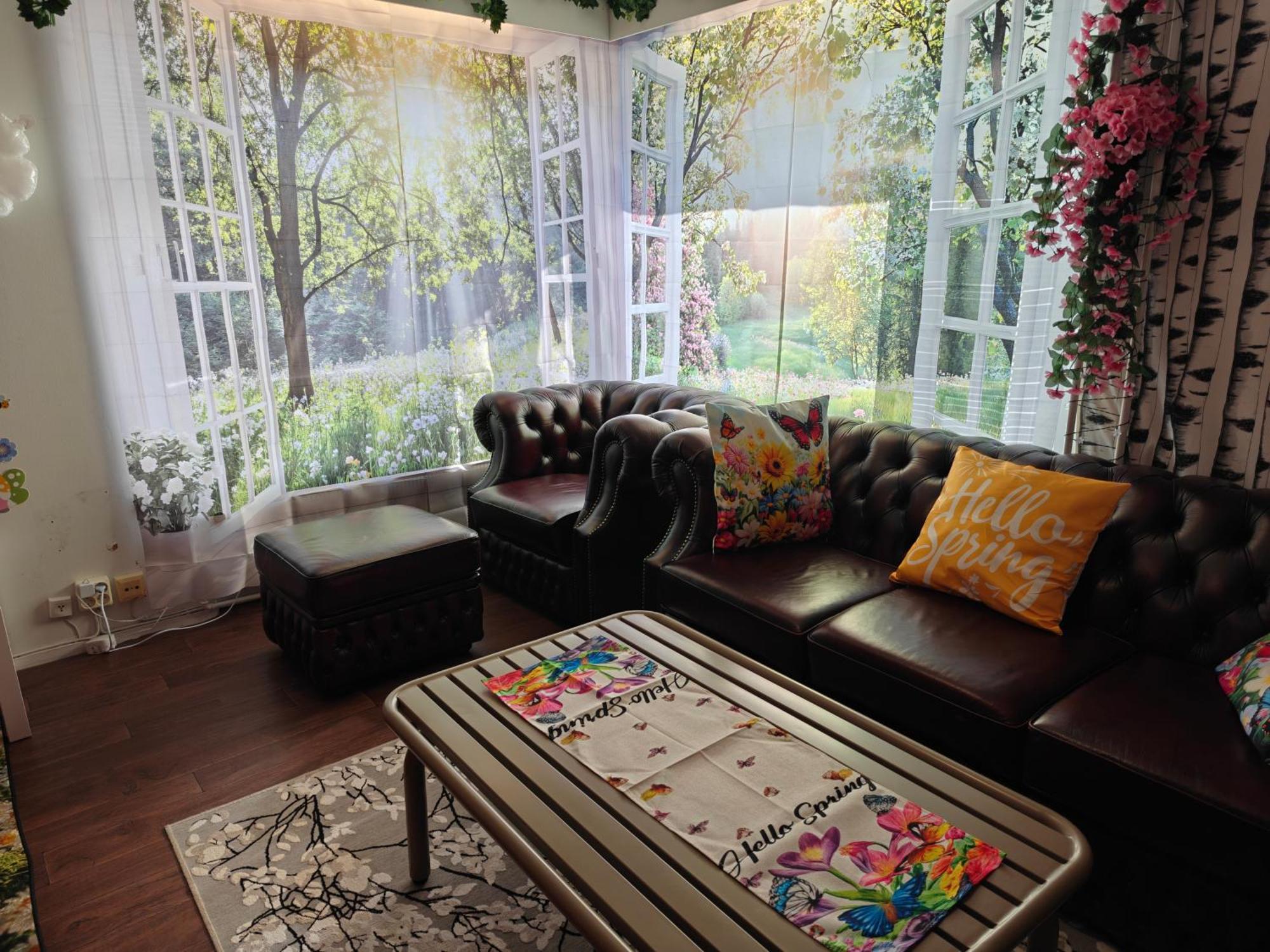 Relax & Recharge - A Unique Suite With A Touch Of Luxury - Hot Tub And Sauna Inspired Decor #Not A Real Sauna# Easy City Access - Direct Train 15 Min To City Helsinki Zewnętrze zdjęcie